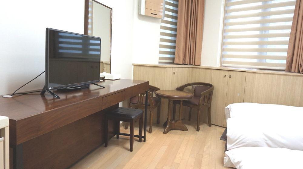 Residence & U โกยาง ภายนอก รูปภาพ