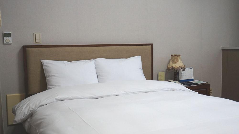 Residence & U โกยาง ภายนอก รูปภาพ