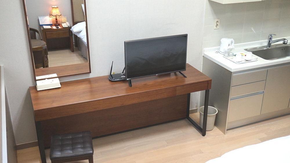Residence & U โกยาง ภายนอก รูปภาพ