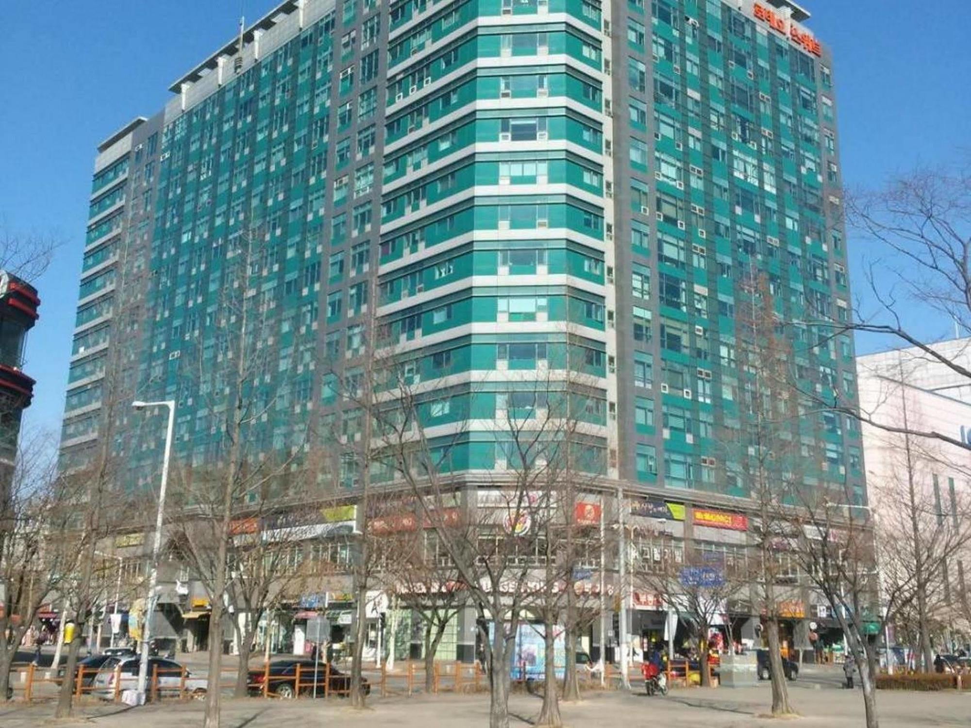 Residence & U โกยาง ภายนอก รูปภาพ