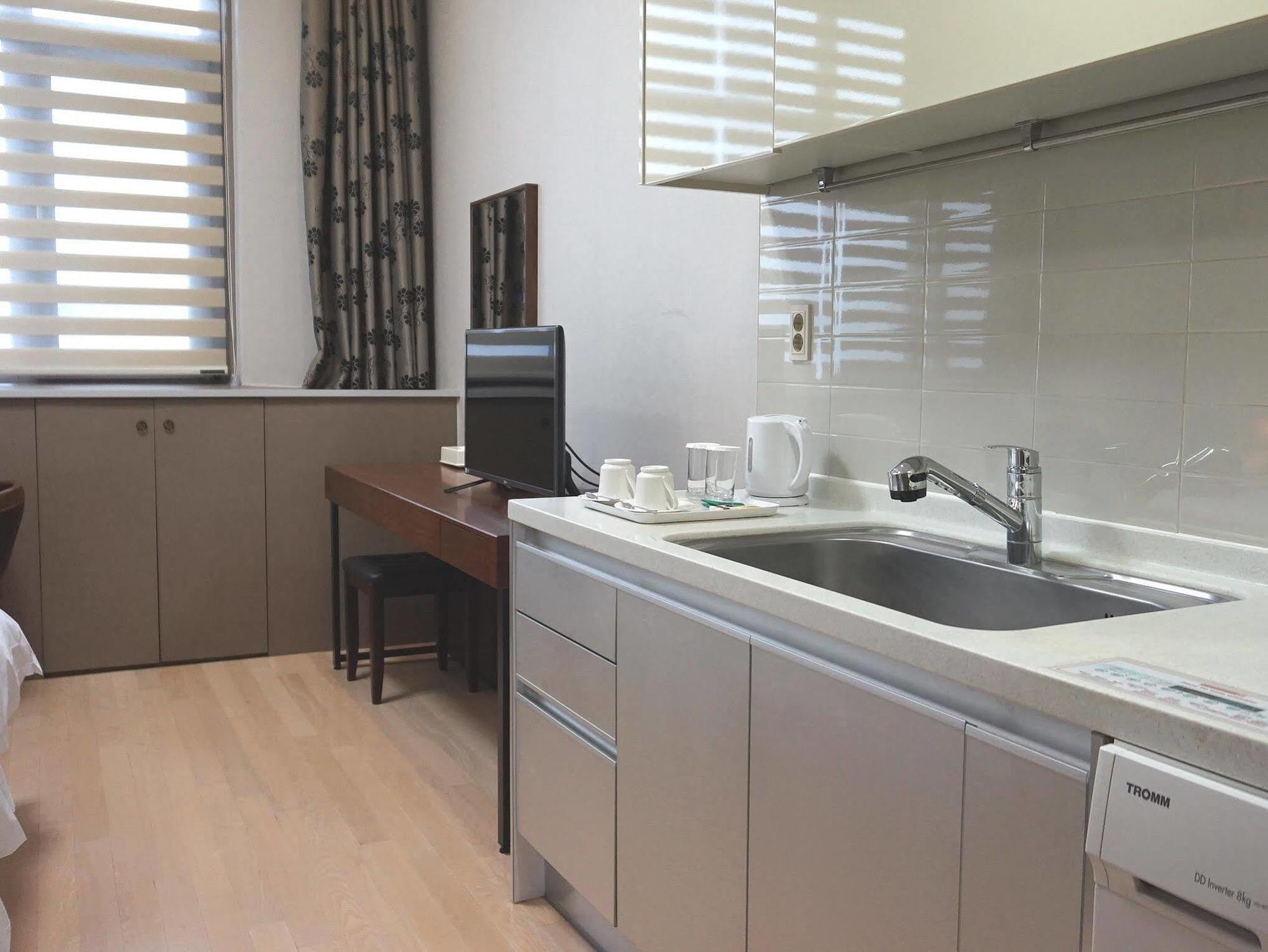 Residence & U โกยาง ภายนอก รูปภาพ