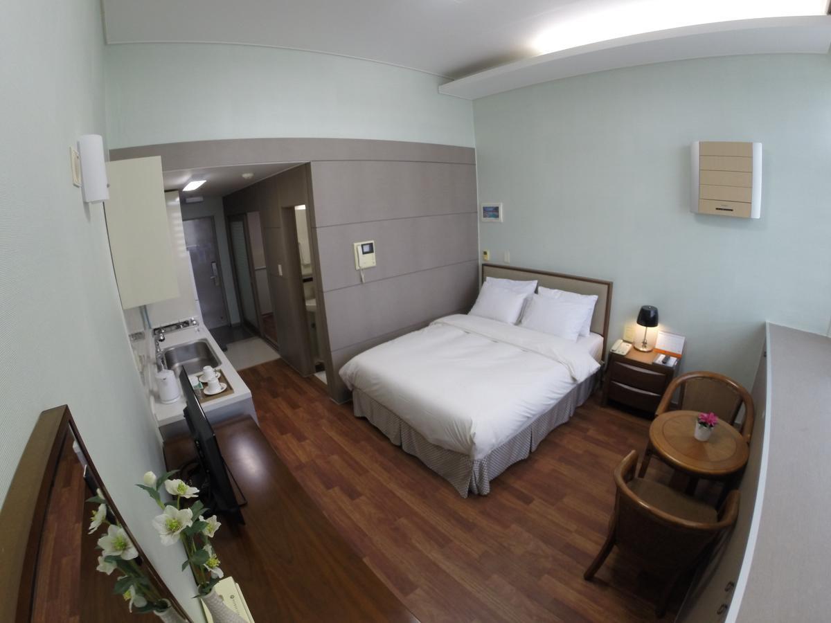 Residence & U โกยาง ภายนอก รูปภาพ